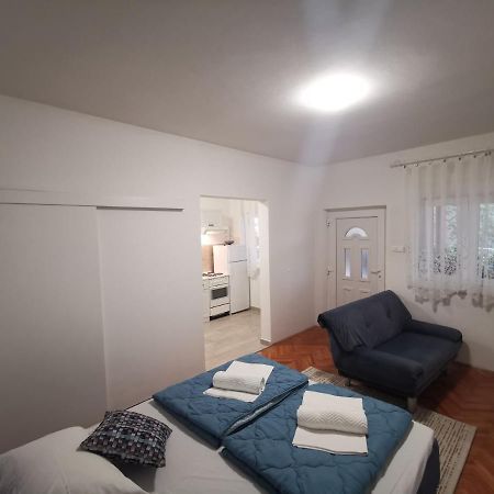 Apartment Dario Novi Vinodolski Buitenkant foto