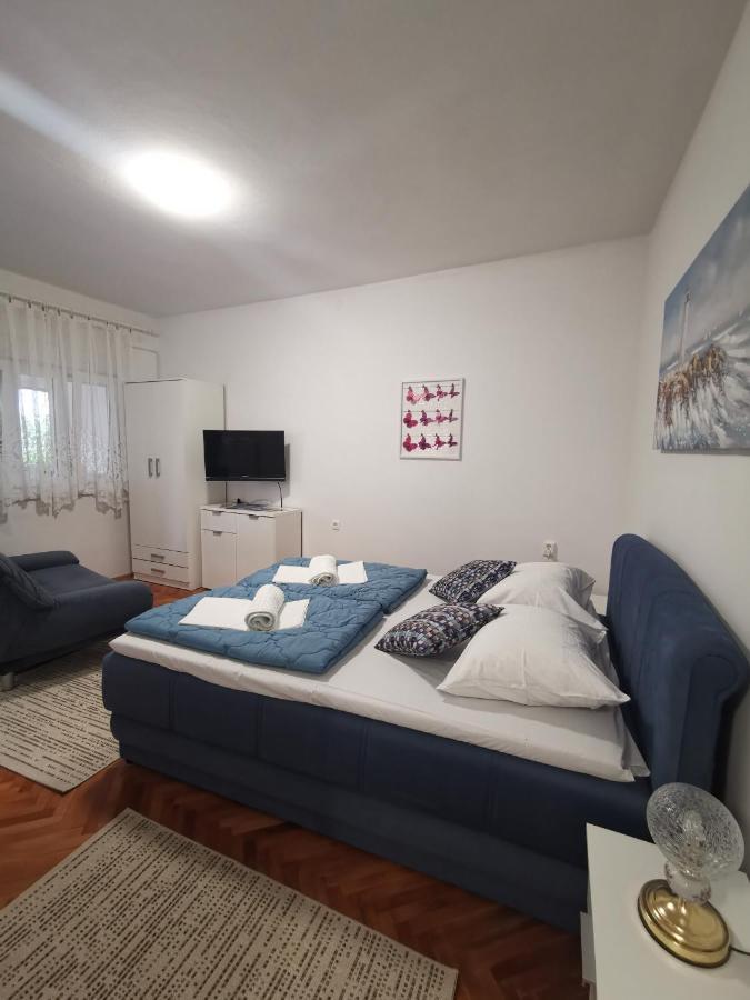 Apartment Dario Novi Vinodolski Buitenkant foto